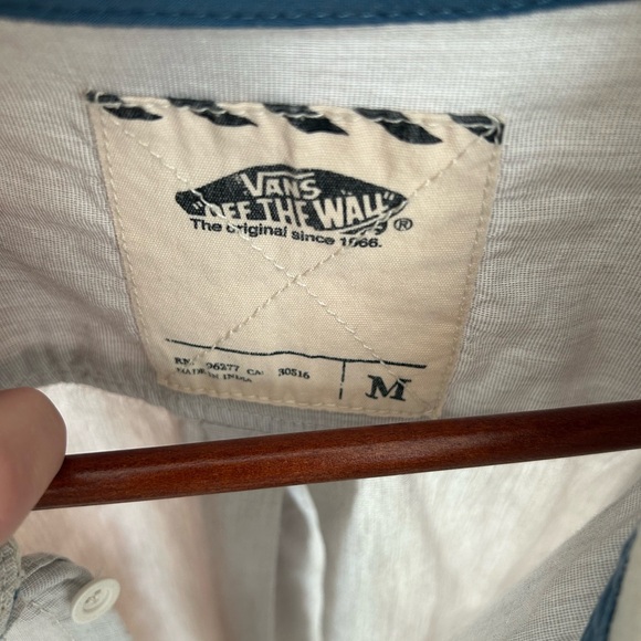 VANS Gray Casual Button Down Shirt SZ M - Picture 8 of 8